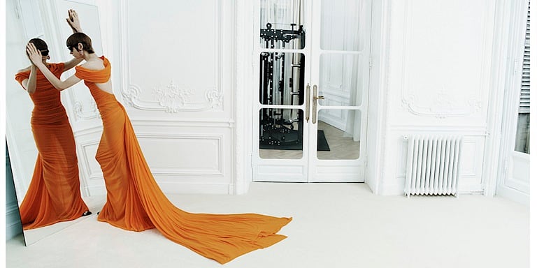 Balenciaga Pre-Fall 2026: Devinim Halinde Bir Geçmiş