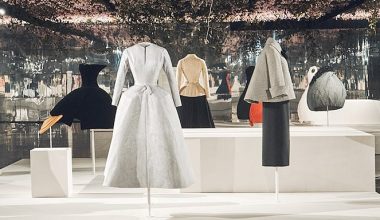 Dior’dan Formun Grameri: Couture, Heykel ve Miras Üzerine Bir Sergi