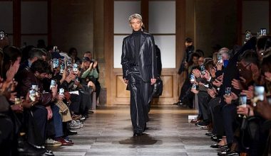 Hermès: Sessiz Bir Çizgi, Son Bir Selam