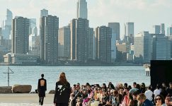 New York Moda Haftası Sonbahar/Kış 2026 Başlıyor: Takvimde Kimler Var, Kimler Yok?